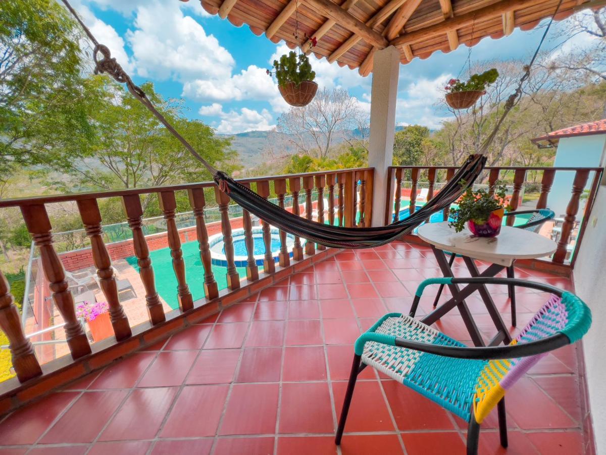Hotel Campestre La Trinidad 圣希尔 外观 照片