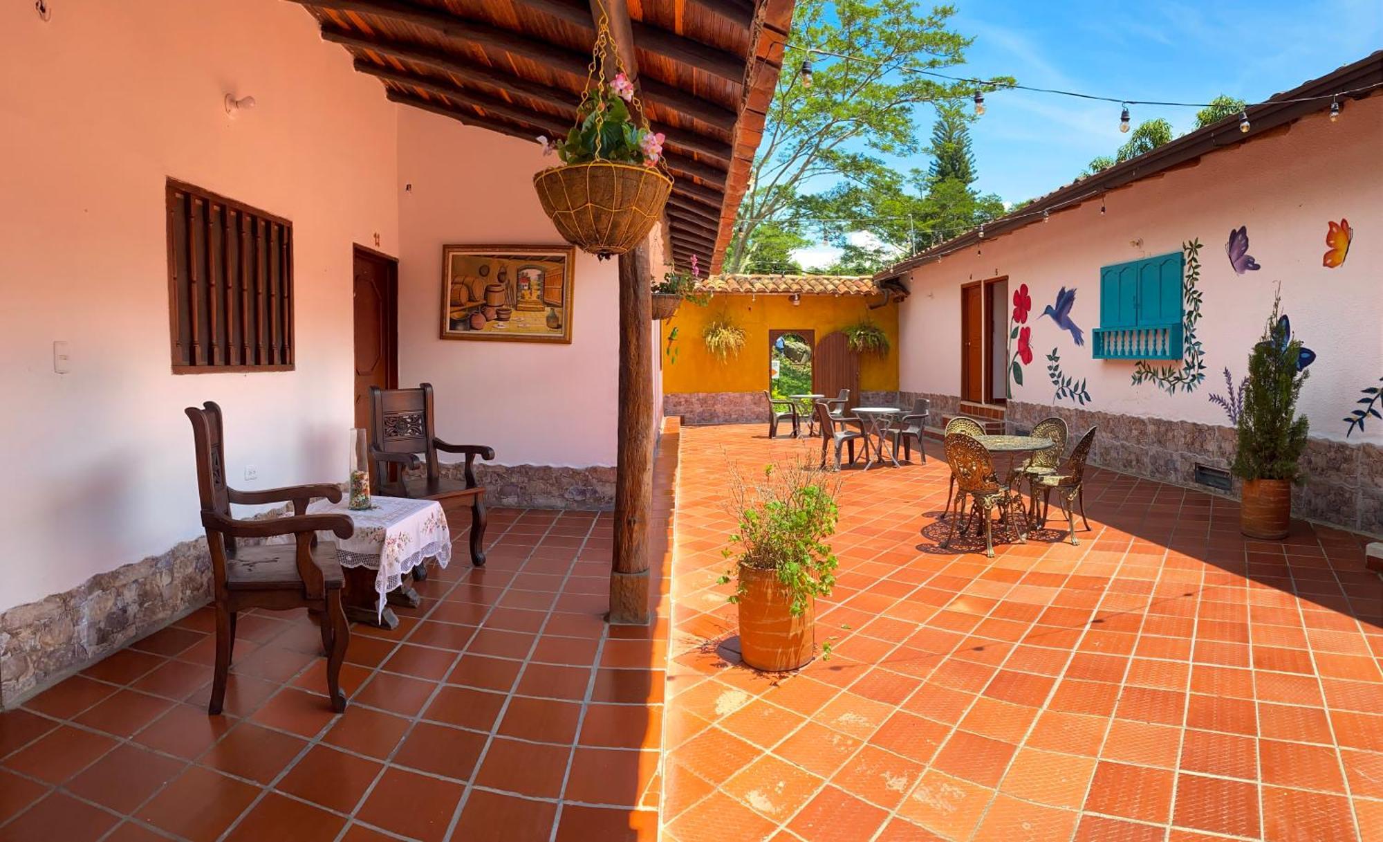 Hotel Campestre La Trinidad 圣希尔 外观 照片